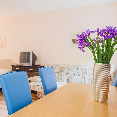 Cozy Apartments Near Olympic Stadium Kyiv Exterior foto