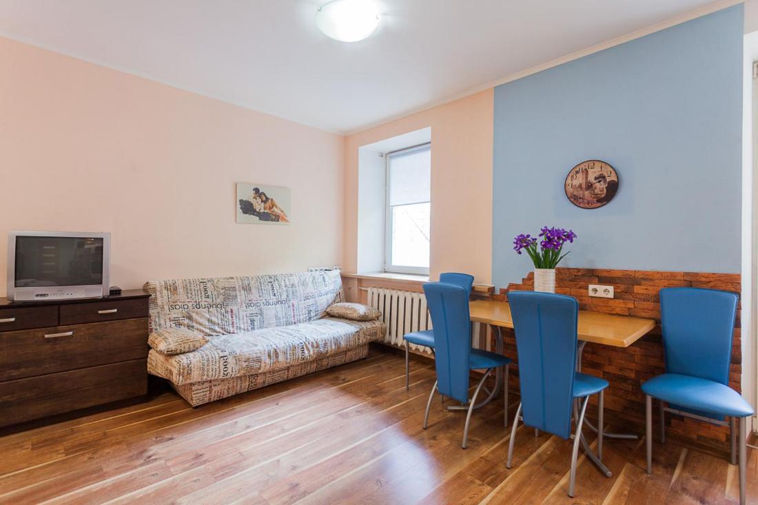 Cozy Apartments Near Olympic Stadium Kyiv Exterior foto